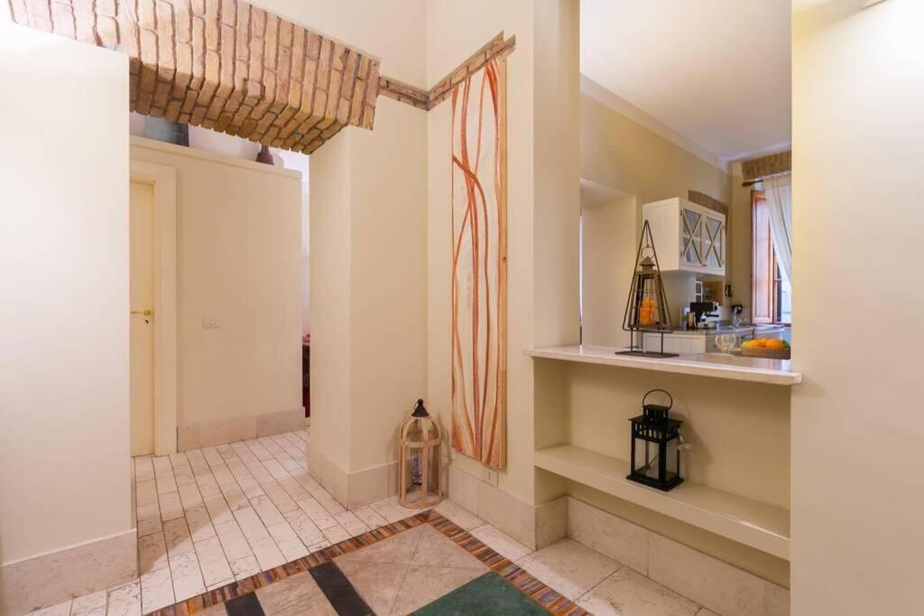 Borgo Pio - Quite And Spacious Apt โรม ภายนอก รูปภาพ